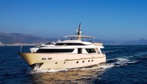 LADY VICTORIA - Cruising